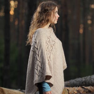 KNITTING PATTERNS DIY Poncho Cape Knit Poncho Wool Hand Knit Poncho Hand Knit Shawl Wool Poncho Cape Wrap Poncho Wrap Knit Poncho Women