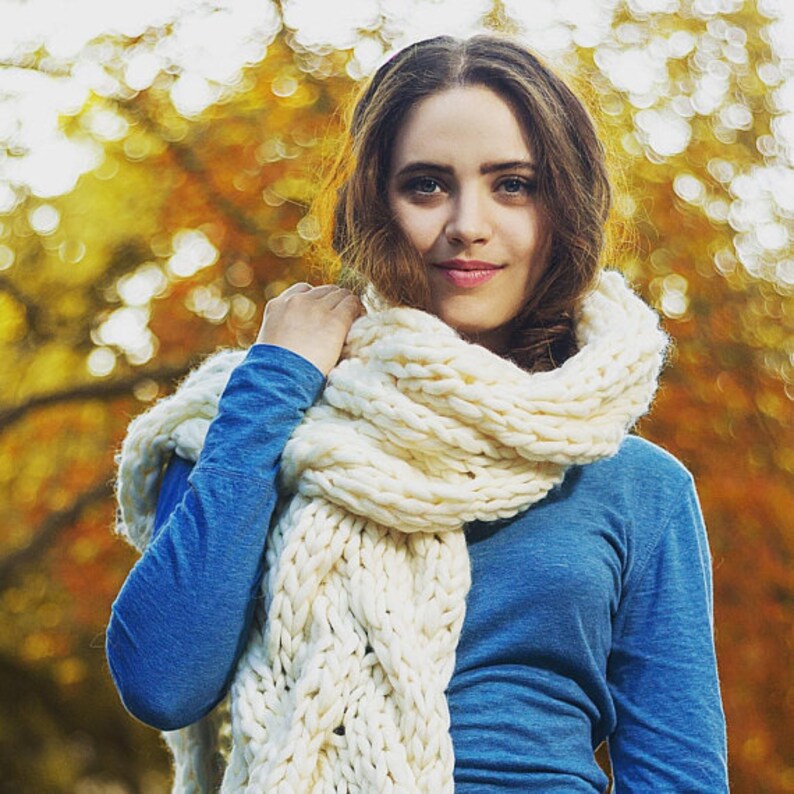 KNITTING PATTERN DIY Chunky Cable Knit Infinity Scarf Big Scarf Chunky Wool Scarf Long Oversized Knitting Scarf Knit Woman Hand Knit Scarf image 3