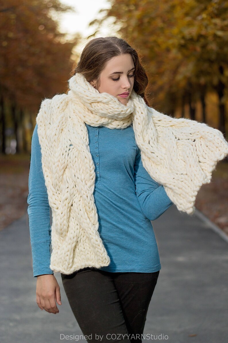 White Scarf for Women Hand Knit Scarf Unisex Chunky Merino Wool Scarf Knitted Shawl Long Scarf Oversized Knitting Big Scarf Wool Knit Scarf image 4