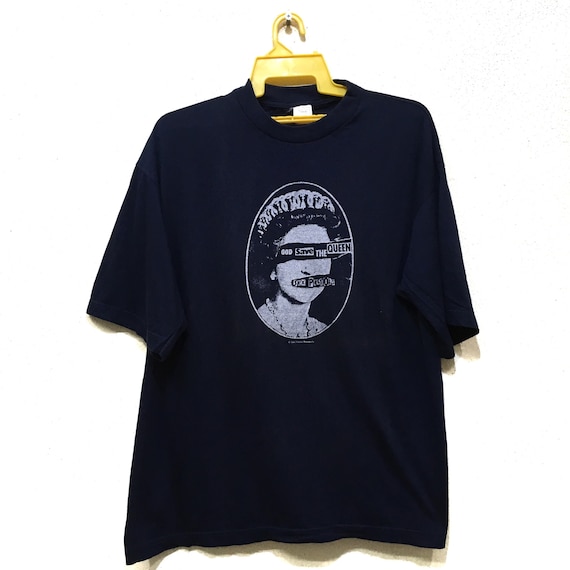 Sex Pistols God Save The Queen Punk Rock Band T Shirt Black Etsy Sex Pistols God Save The Queen Punk Rock Band T Shirt Black Etsy