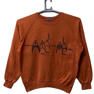 Vintage ELLE Paris women sweatshirts Medium size