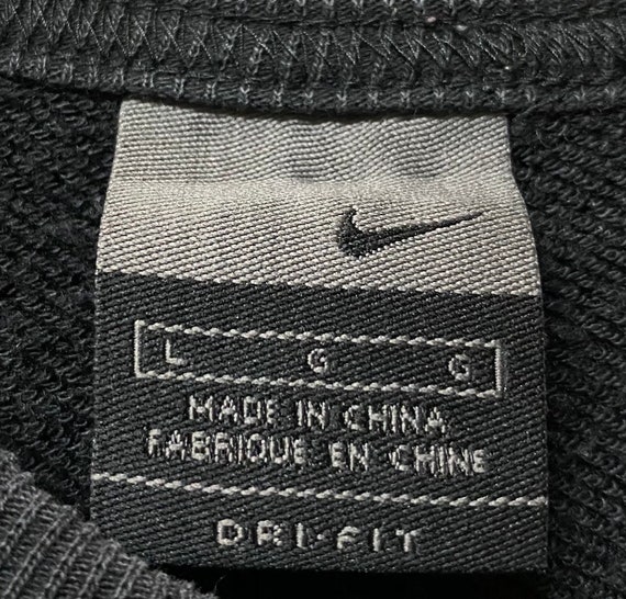 Sudadera nike letras chinas deals