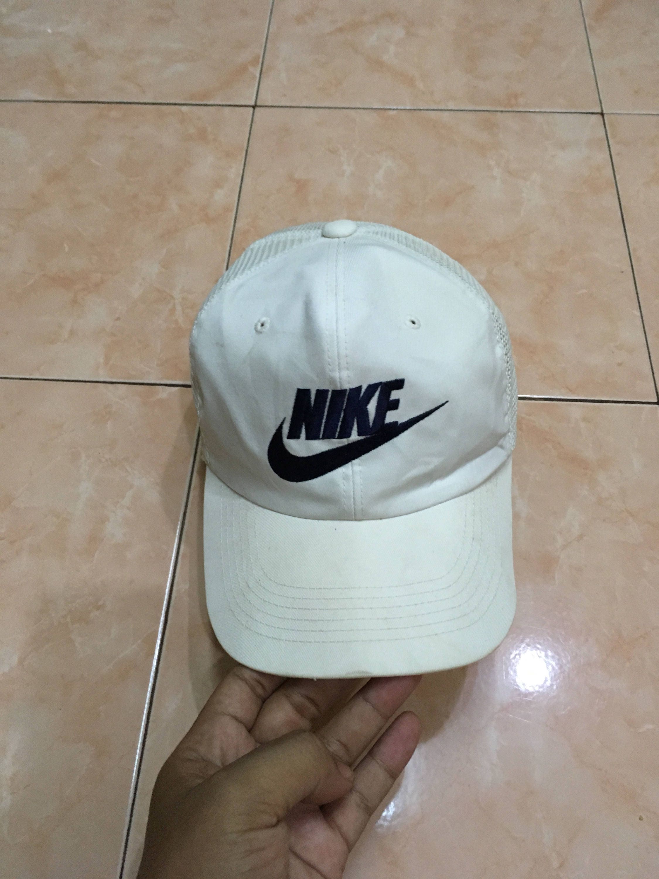 vintage nike swoosh cap