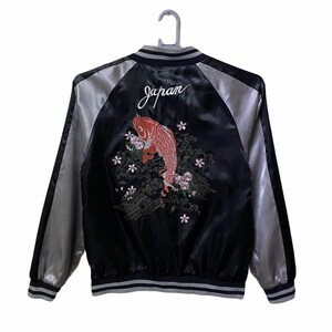 Vintage Koi fish embroidered japan Souvenir Sukajan sateen yokosuka embroidery souvenir jacket