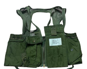 Medium Vintage 70s 80s Survival Vest Mesh Tactical US Air Force