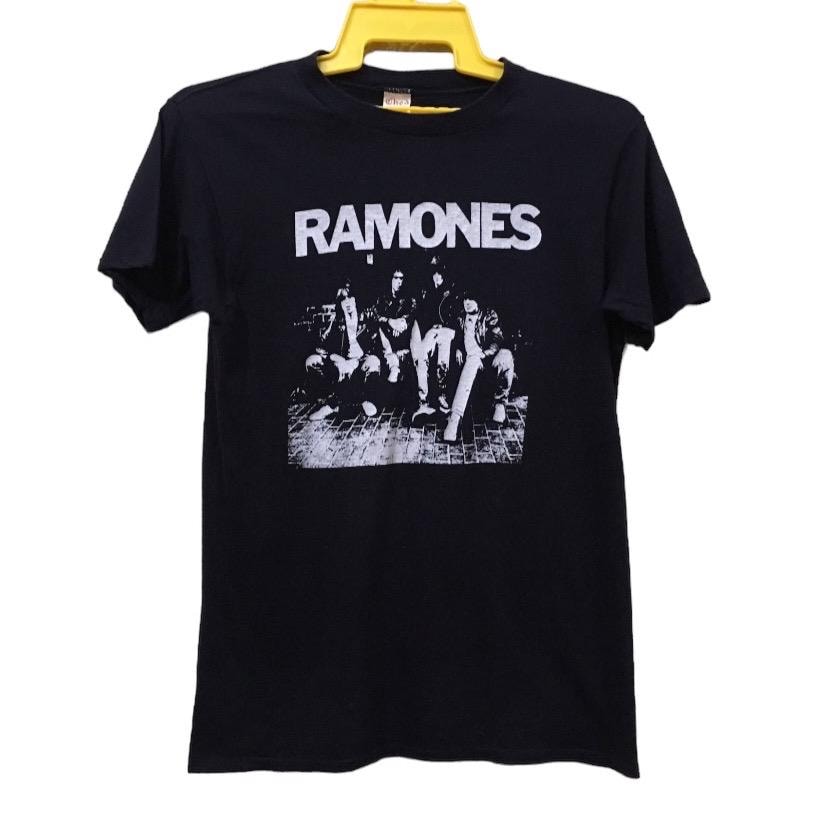 RAMONES カットオフ　Tシャツ　ラモーンズ　vintage 90s RAMONES t-shirt | BaA