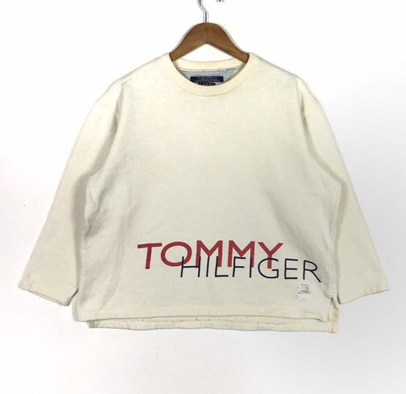 cream tommy hilfiger sweatshirt