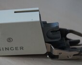 Vintage Singer Sewing machine slant walking foot . Vintage sewing machine, Antique sewing Machine, Vintage Home decor, Vintage attachments