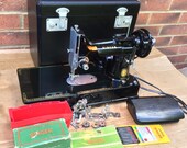 Singer 222k Featherweight Free Arm Portable Sewing Machine - 1955 with attachments, Vintage father 39 s Gift, Quilting Machine