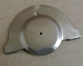 Singer feed-cover plate for round-bobbin 15 and 201 machines