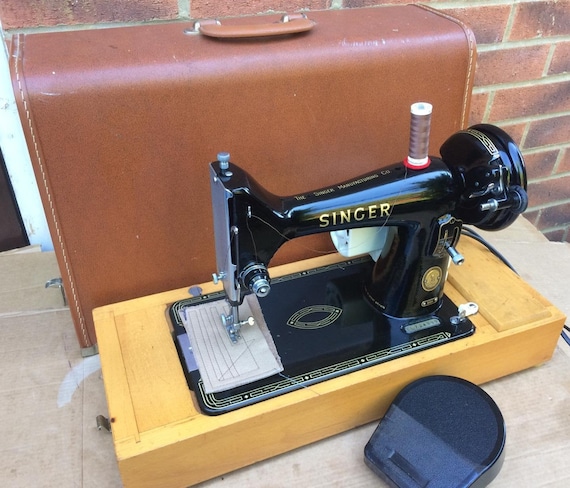 1956 Vintage Singer 99, 99K Electric Sewing Machine 