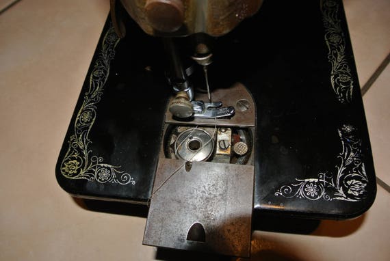 Singer Sewing Machine Accessories and Tools Photo Gallery