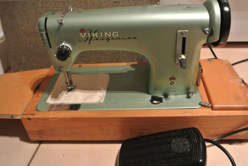 Viking Husqvarna Vintage Sewing Machine Vintage Collectable Etsy