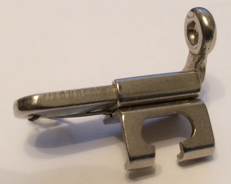 Singer Antique Sewing Machine Embroidery/darning Foot 121094 Etsy UK