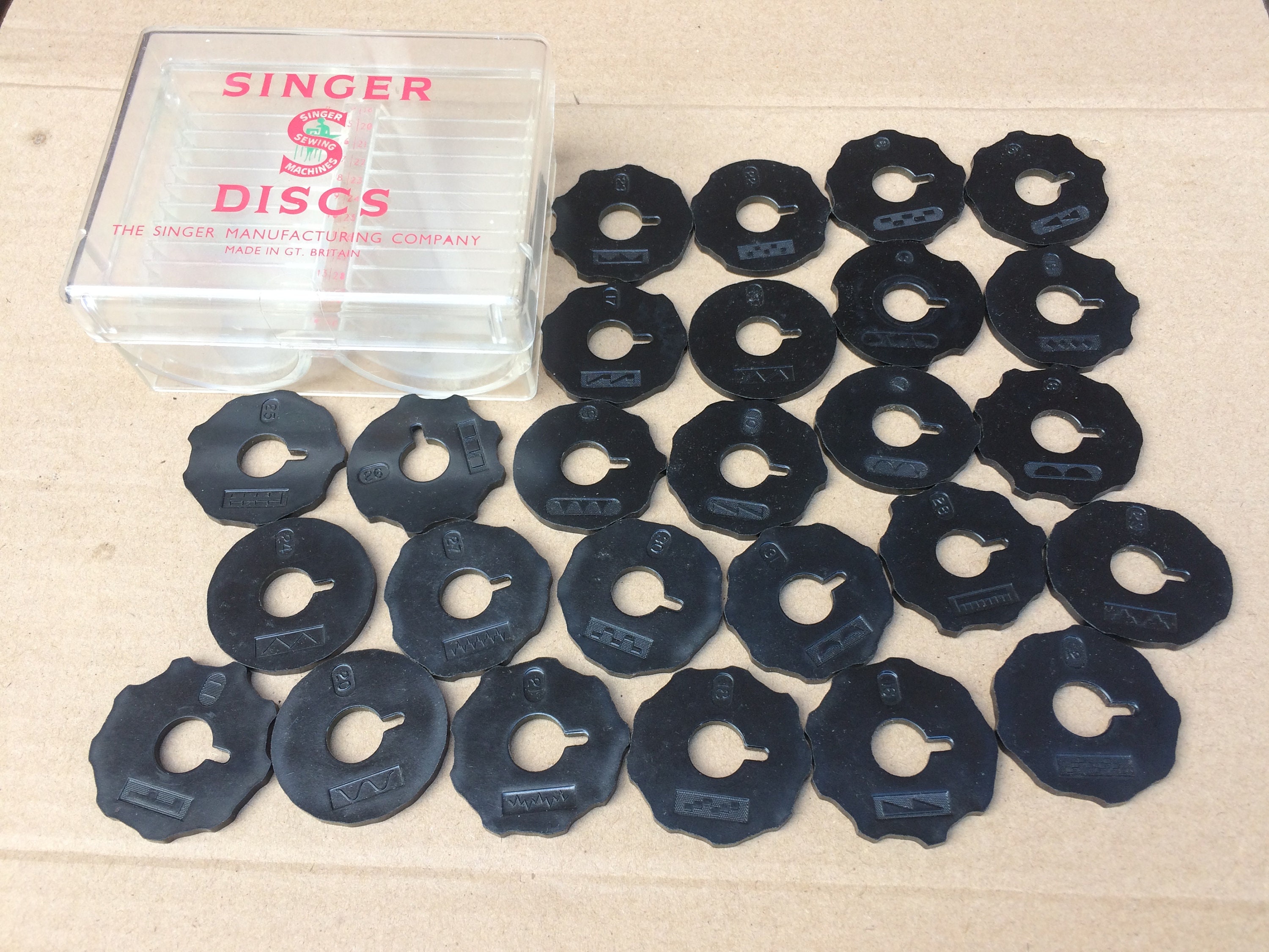 Cylinder Sewing Machine for sale Only 4 left at 60