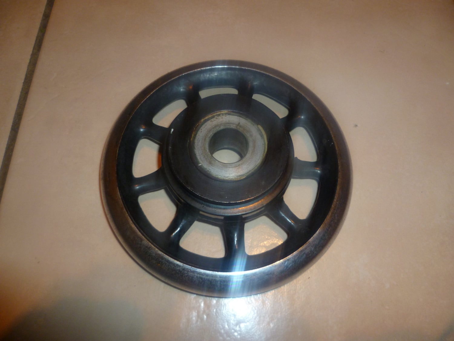 What Does A Balance Wheel Do On A Sewing Machine