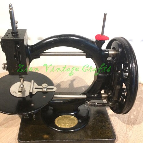 Antique 1870s Little Wanzer Time Utilizer Sewing Machine Etsy UK