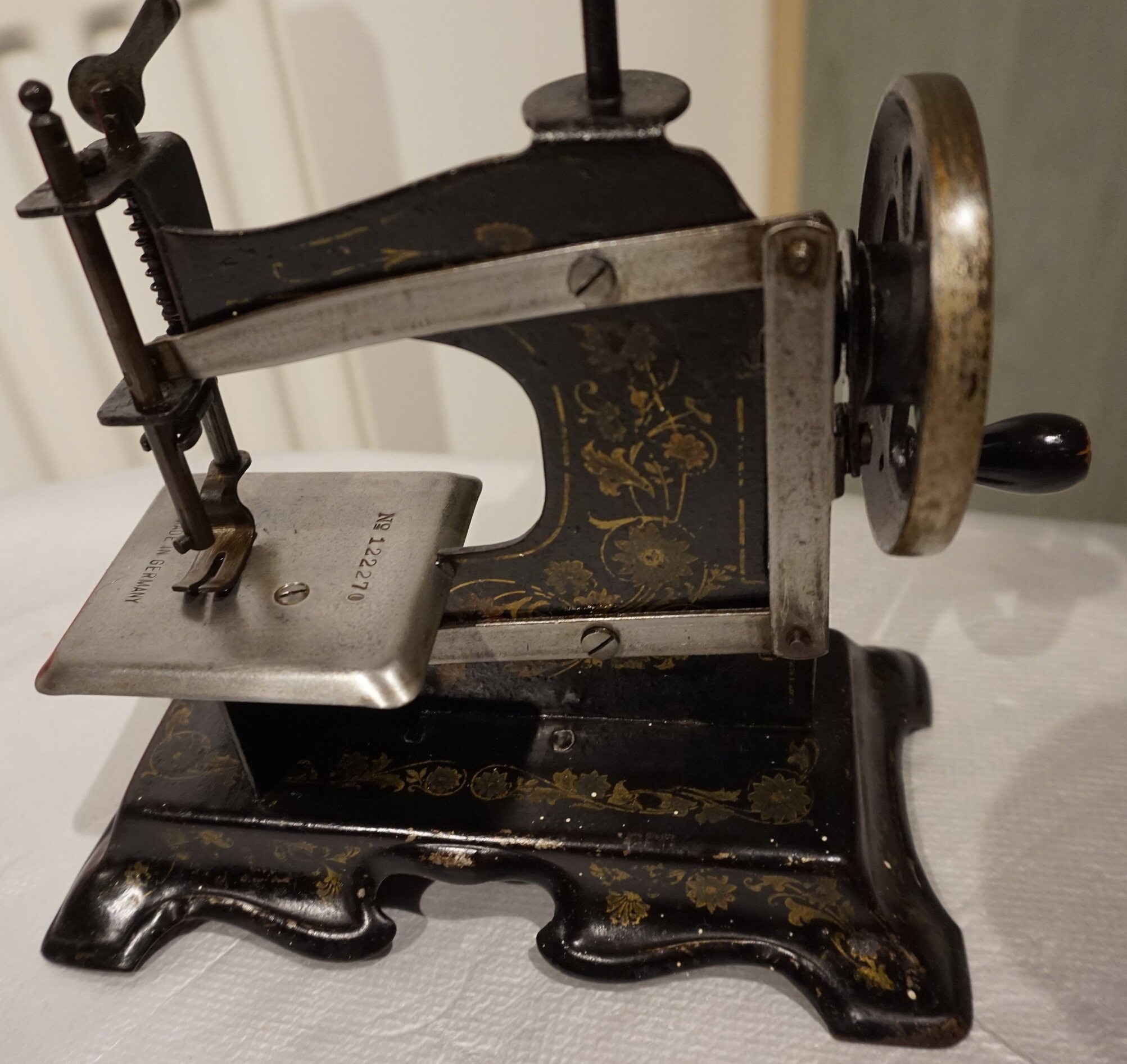 Small Sewing Machine Old German Small Sewing Machine 60-70ss 