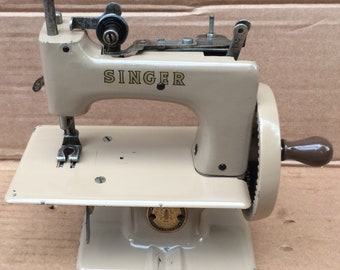 Getreide Spielzeug Nähmaschine Vintage | Etsy