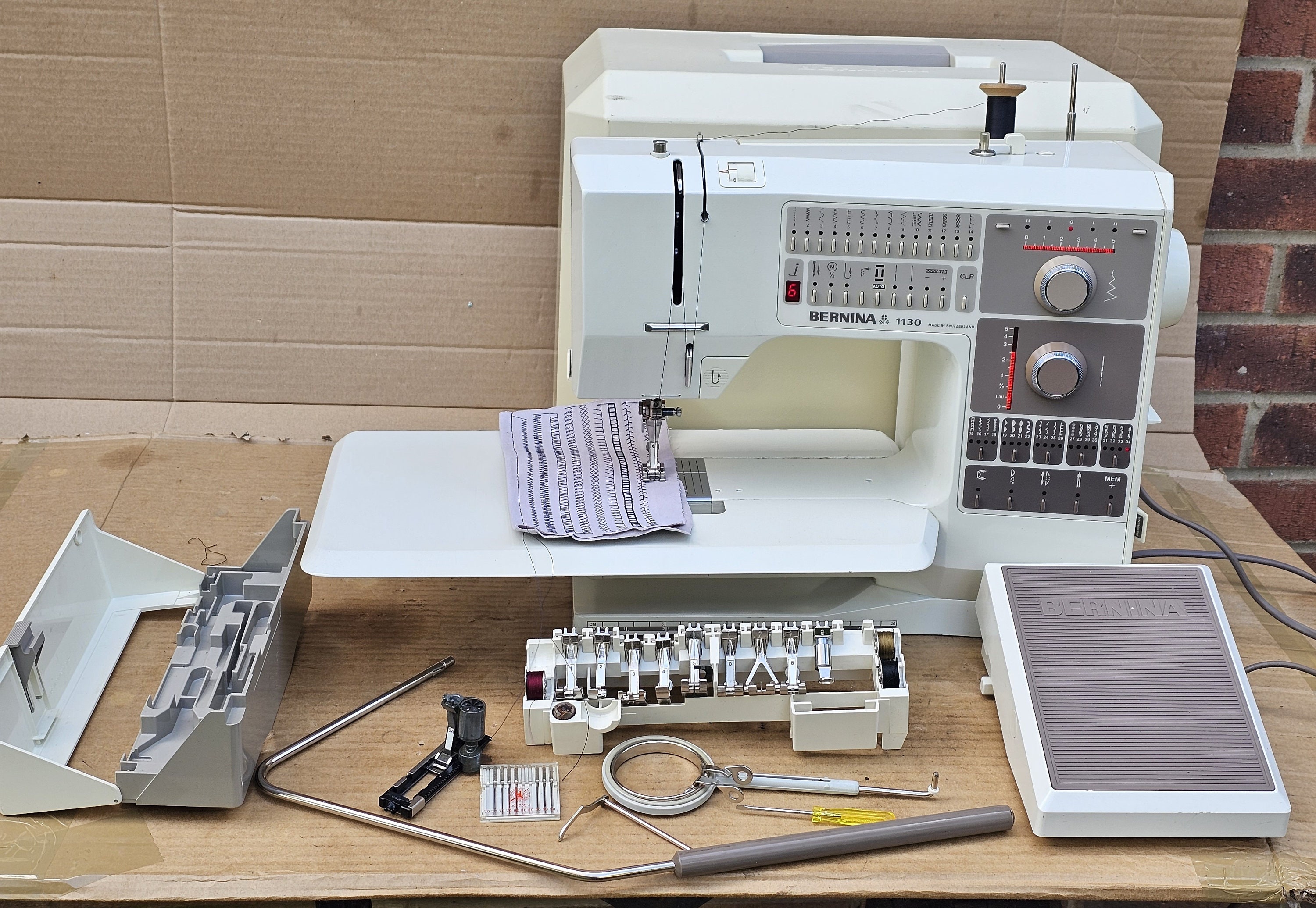 SEWING MACHINE 🧵 for beginners. Code: 80523UPZ #finds