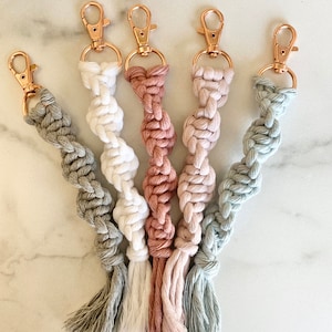 Twisted Macrame Keychain Essential Oil Diffuser - Etsy