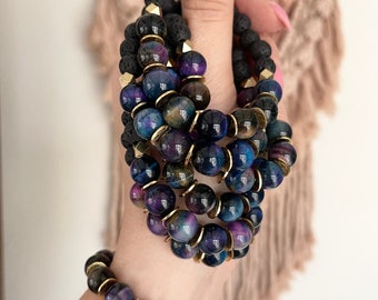 Pulsera de ojo de tigre galaxia con difusor de lava en oro de 18 quilates