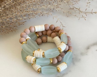 Pulsera difusora de vidrio marino: oro de 24 quilates, hueso y madera de rosa