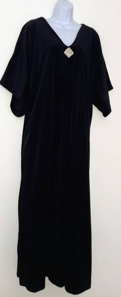 David Brown Black Velvet Robe W Rhinestone Applicate - Etsy