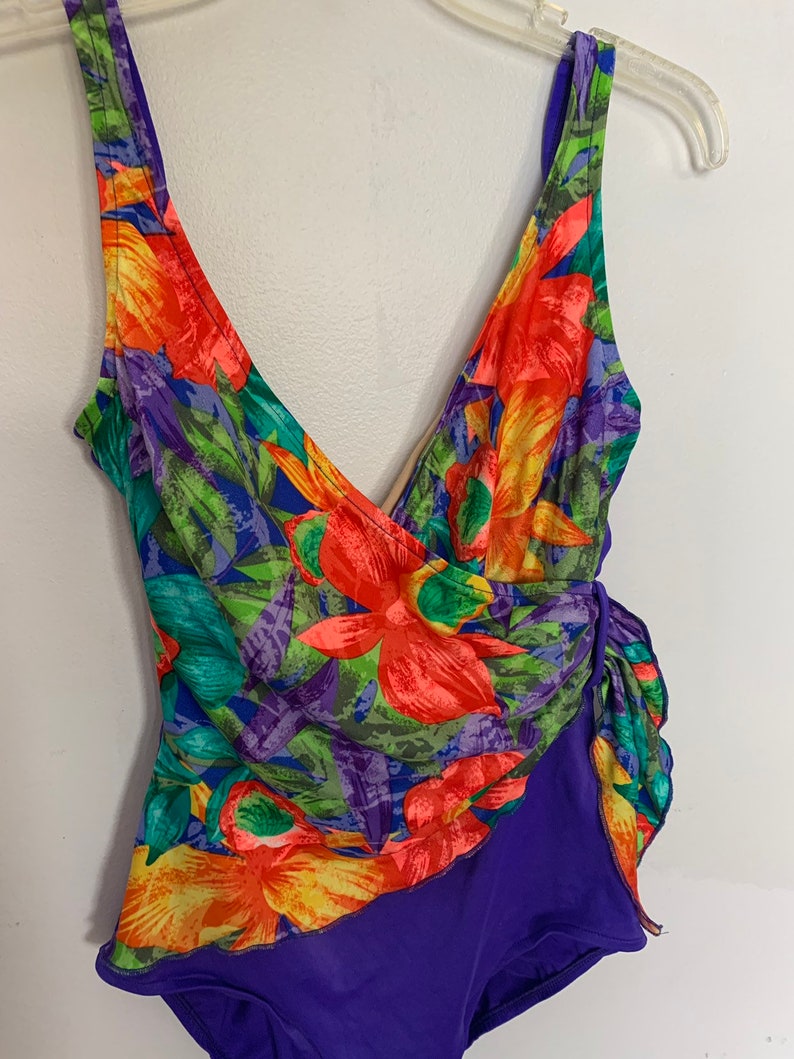 Adorable 90s Floral colorblock one piece swim suit womens 12 medium large criss cross tie single bathing costume purple orange flowers