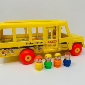 Fisher Price School Bus vintage Fisher Price Little People 192