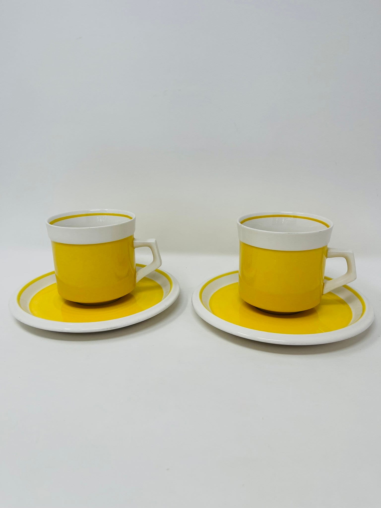食器 Mikasa Breakfast Set Amazon.com | Mikasa Sunflower Bone China Lightweight Chip