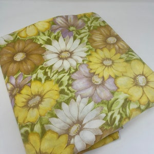 Full Flat Sheet - Full Top Sheet - Flower Power Sheet  - 1970&#39;s Floral Sheet - Retro Floral Fabric - Yellow, White, Green, Monticello Cannon