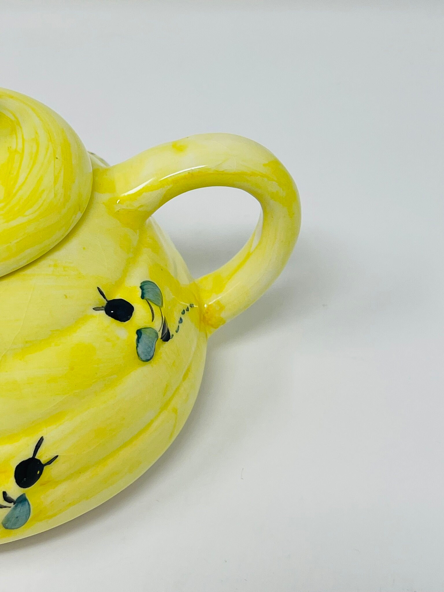 Ceramic Honey Bee Teapot Vintage Beehive Teapot Shabby Etsy