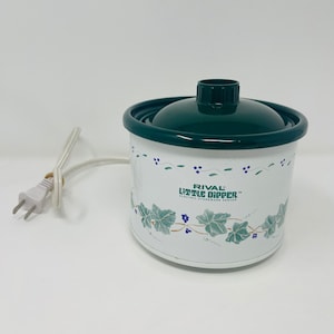 VTG RIVAL STONEWARE ELECTRIC SIMMERING POTPOURRI CROCK IVY LEAVES W/ GRAPES  USA