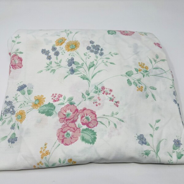 Floral Full Fitted Sheet - Full Bottom Flat Sheet - Farmhouse Decor - JcPenney Percale Sheet - Vintage Floral Fabric - Fall Sheet