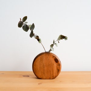 Wooden Flower Vase, Minimal Design, handcrafted home decor, Fresh flowers, Decor, Minimal Vase, Geometric Form Vase Circle Walnut