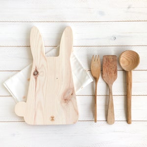 Bunny Cheese Board, Wood Kitchen Decor, Rabbit Wood Board, Cutting Board, Table decor, Christmas Gift, Easter Gift image 5