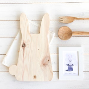 Bunny Cheese Board, Wood Kitchen Decor, Rabbit Wood Board, Cutting Board, Table decor, Christmas Gift, Easter Gift 画像 3