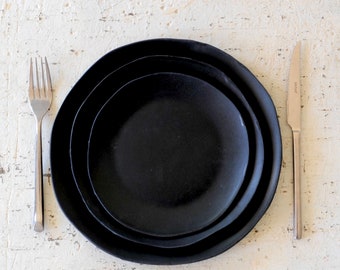 Ceramic plates set, 3 black Matt pieces