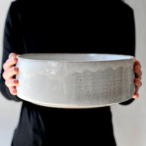 Rustic white ceramic serving bowl, ceramic baking bowl 26 x 7 cm