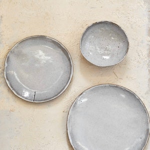 Three Piece rustic Ceramic plates set image 4