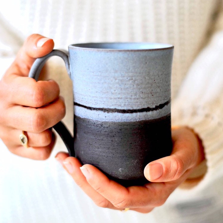 Mug en Céramique Bleue et Noire