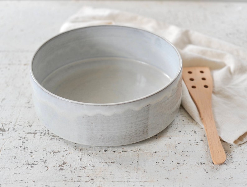 Rustic white ceramic serving bowl, ceramic baking bowl 26 x 7 cm image 4