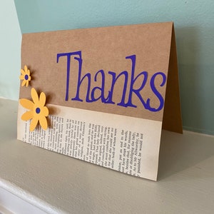 Tarjeta de agradecimiento: gracias / gratitud / aprecio / flores / hecho a mano / libro vintage / biblioteca