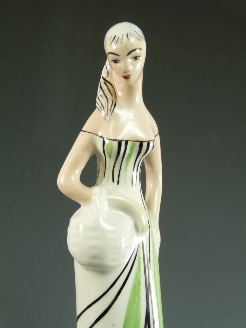 18 cm Unusual Figure CMIELOW Pottery Poland