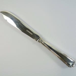 GARRARD & Co Silver Plate - JESMOND Derivative - Fish Knife / Knives - 7 3/4"