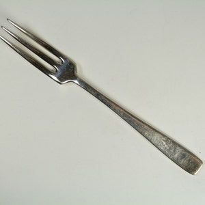 MAPPIN und WEBB Besteck - NEUE englische Muster - Dessertgabel / Gabel - 7 1/8&quot;