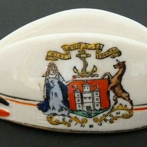 Caledonia Heraldic China Crested WW1 Model of a Glengarry Cap EDINBURGH Crest