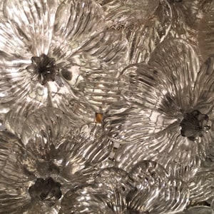 Rosette or flowers , spare parts , in Murano blown glass, with nails to hanging