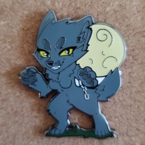 1.75&quot; Werewolf and moon &quot;A Grade&quot; Enamel Pin